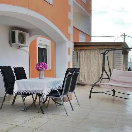 Vugica * Šilo