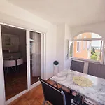 Vugica *