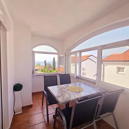 Vugica Apartment *